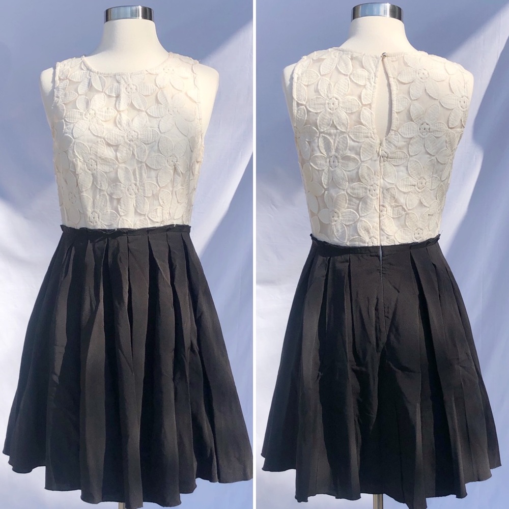 NWT Altar’d State Size M Black Ivory Dress NEW
